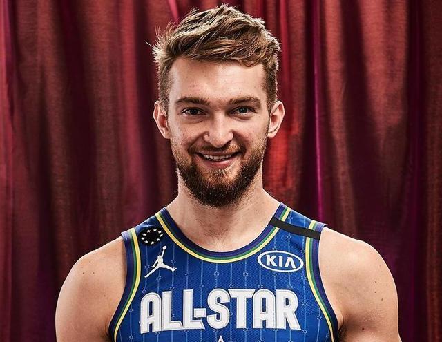 爱游戏娱乐平台 -包含赛前尼斯备战全明星赛，止住颓势细节曝光，媒体盛赞，赛程密集仍需轮换的词条