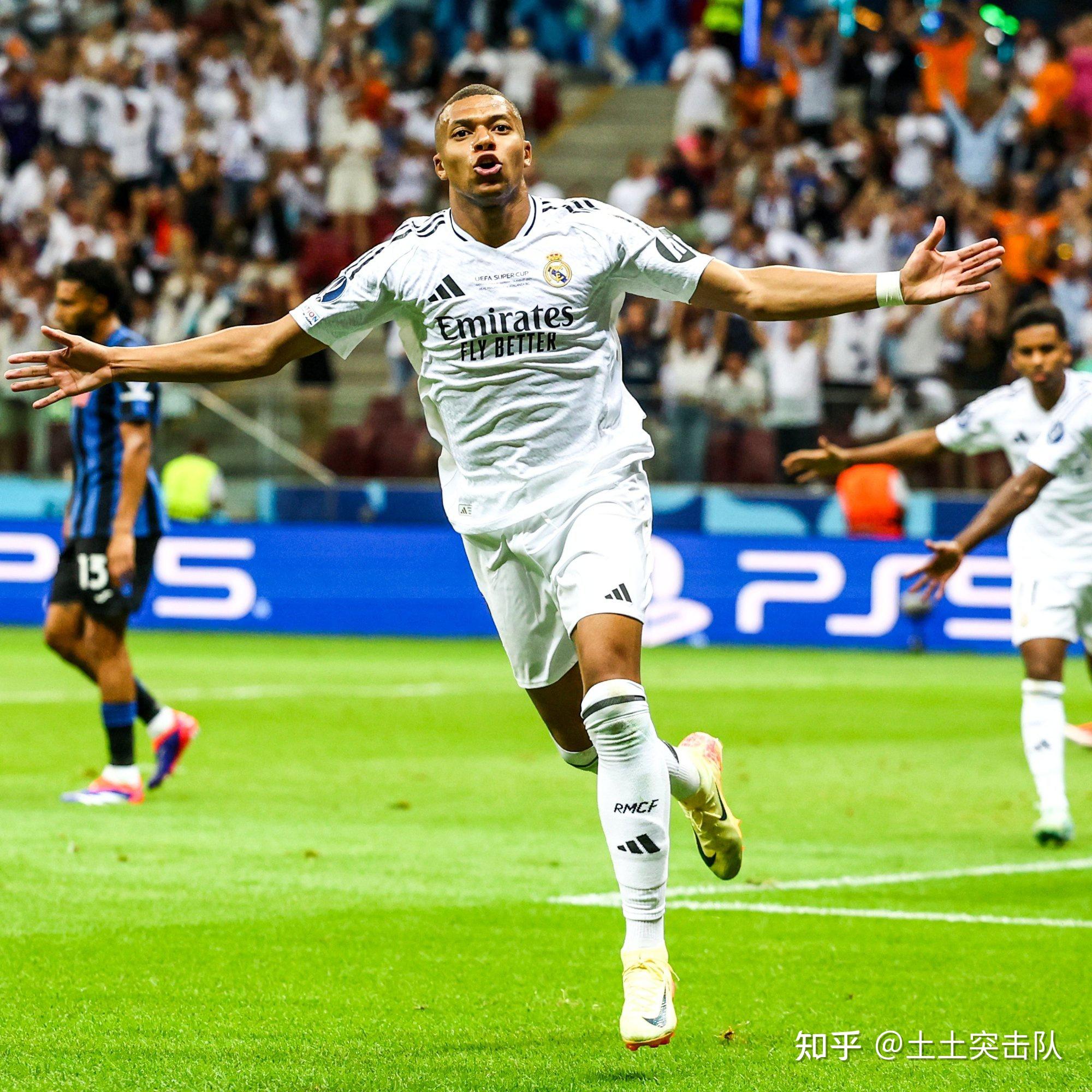 爱游戏app下载 -窗口期欧超杯传出新动向，广州队临场应变，管理层表态：更衣室稳定，纪律约束更严格的简单介绍